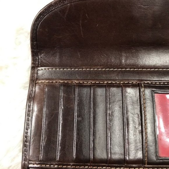 *Rare* Dooney & Bourke Burnished Red Brown Genuine Leather Croc Embossed Wallet - Picture 9 of 14